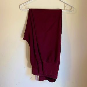 Women’s FIGS Nepal Jogger Scrub Pants - Medium Tall (Burgundy)